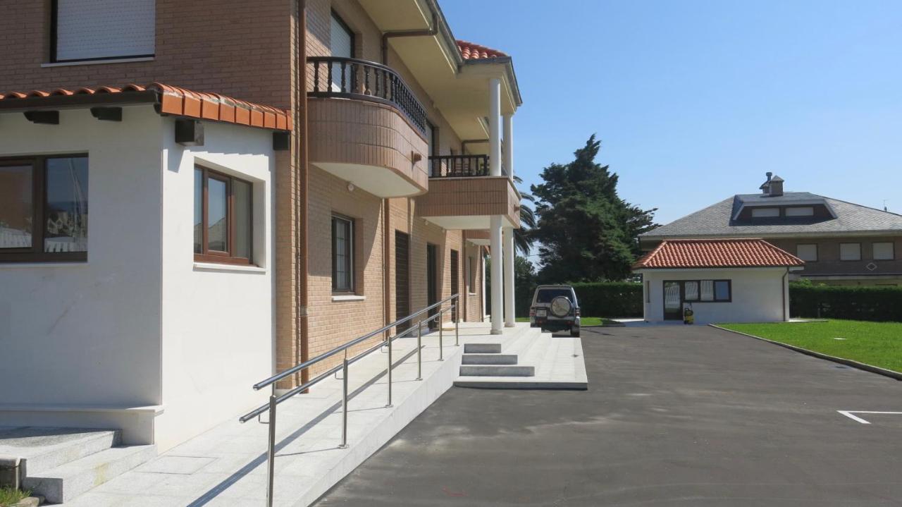 Apartamentos La Canal Soto de la Marina Exterior photo